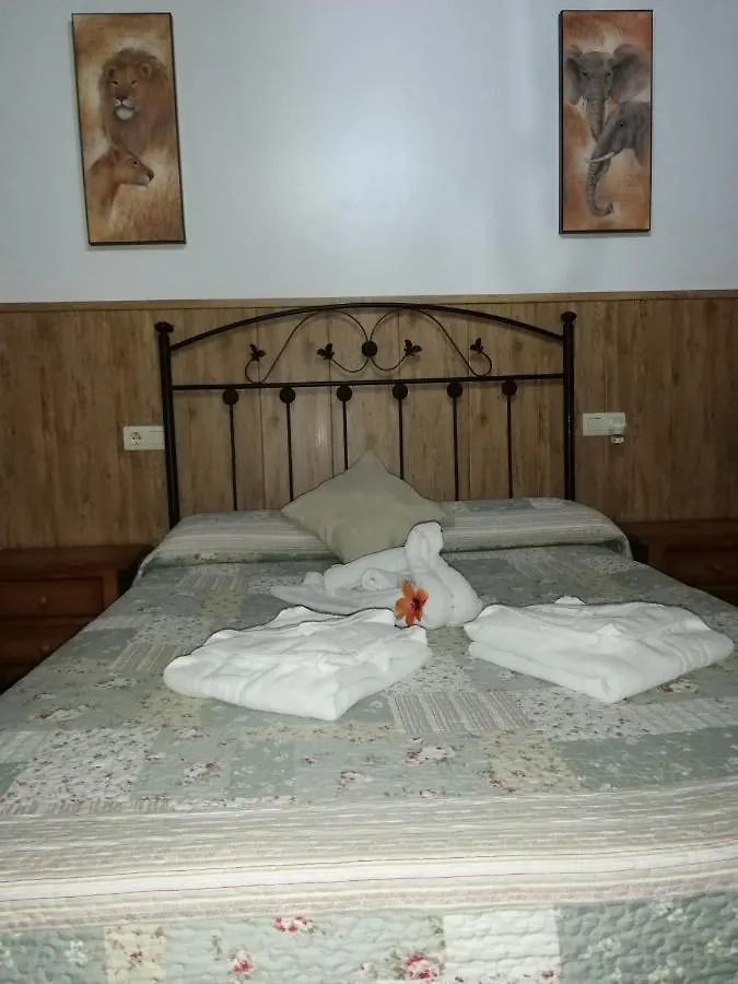 Hostal Brenaverde Gaucin Guest house