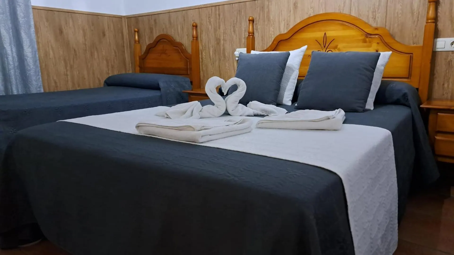 Hostal Brenaverde Gaucin 2*,  Spain